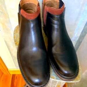 Ankle boots slighty worn